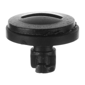 Крепление защиты моторного отсека AUDI